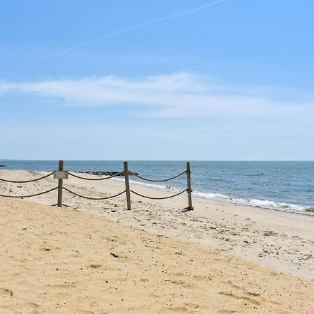 Walk To Nantucket Sound Beaches Villa Chatham Bagian luar foto